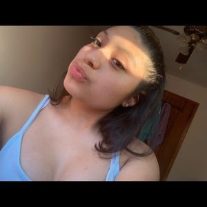 Meet your Posher, Evelin